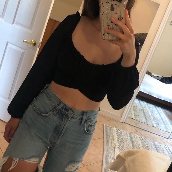 Black long sleeve cropped shirt - Picture 3 of 3